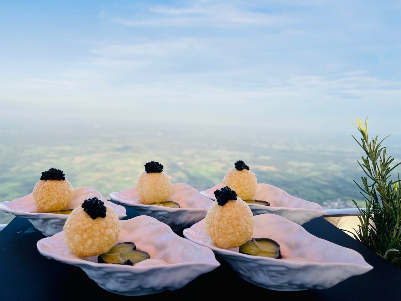 Bijzonder uit eten hoogste restaurant luchtballon
